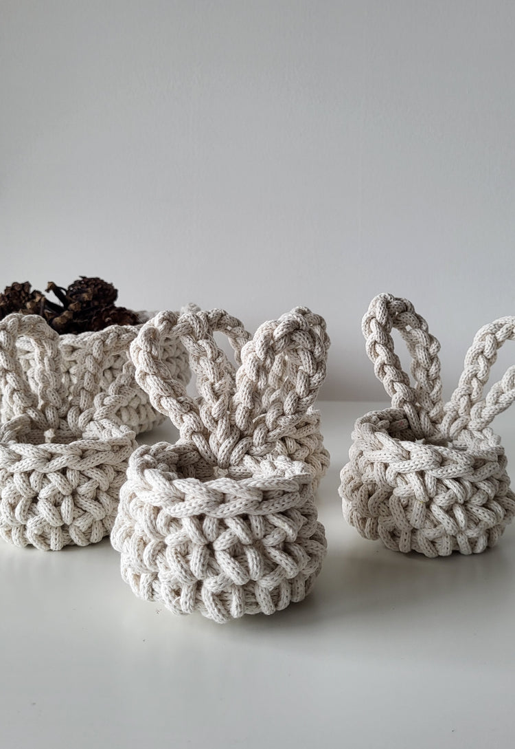 Mini Basket Easter Bunny