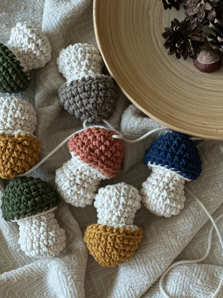 Mushroom Garland