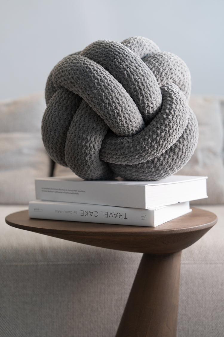 Knot Pillow