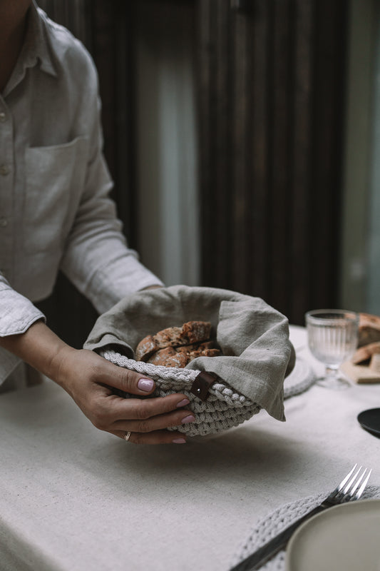 Small Basket with handels